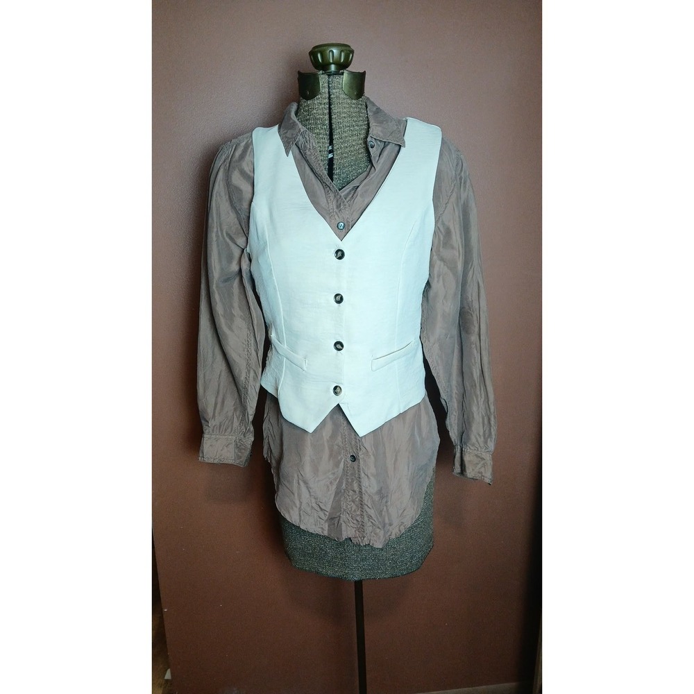 Tullea Ivory Button Front Waistcoat Vest Pinstripe Lined Size Medium 62932-1